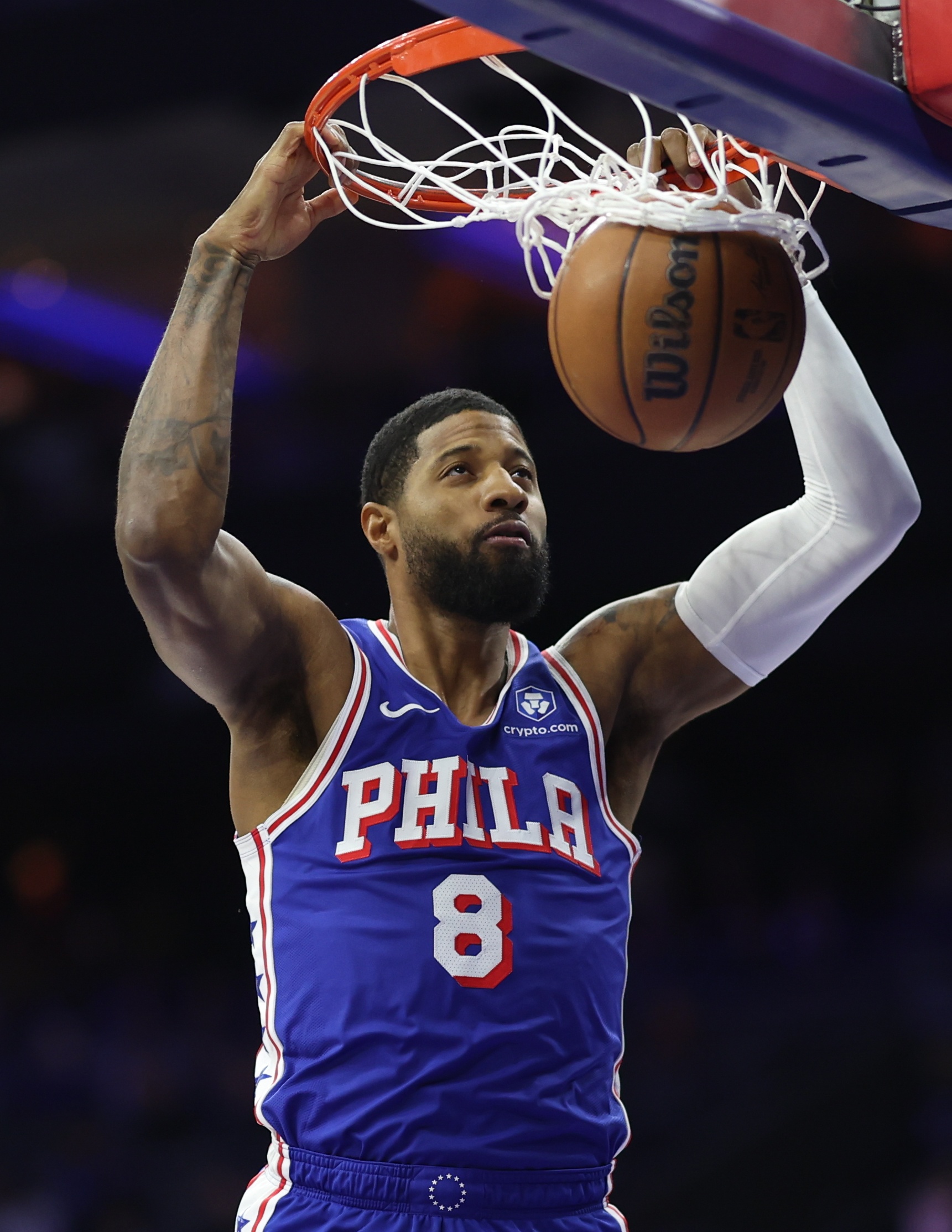 乔大将军！乔治最近5场场均27分6.6板4助3断 投篮50% 三分42.6%